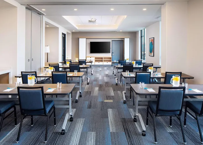 Hyatt House Capitol Hotel